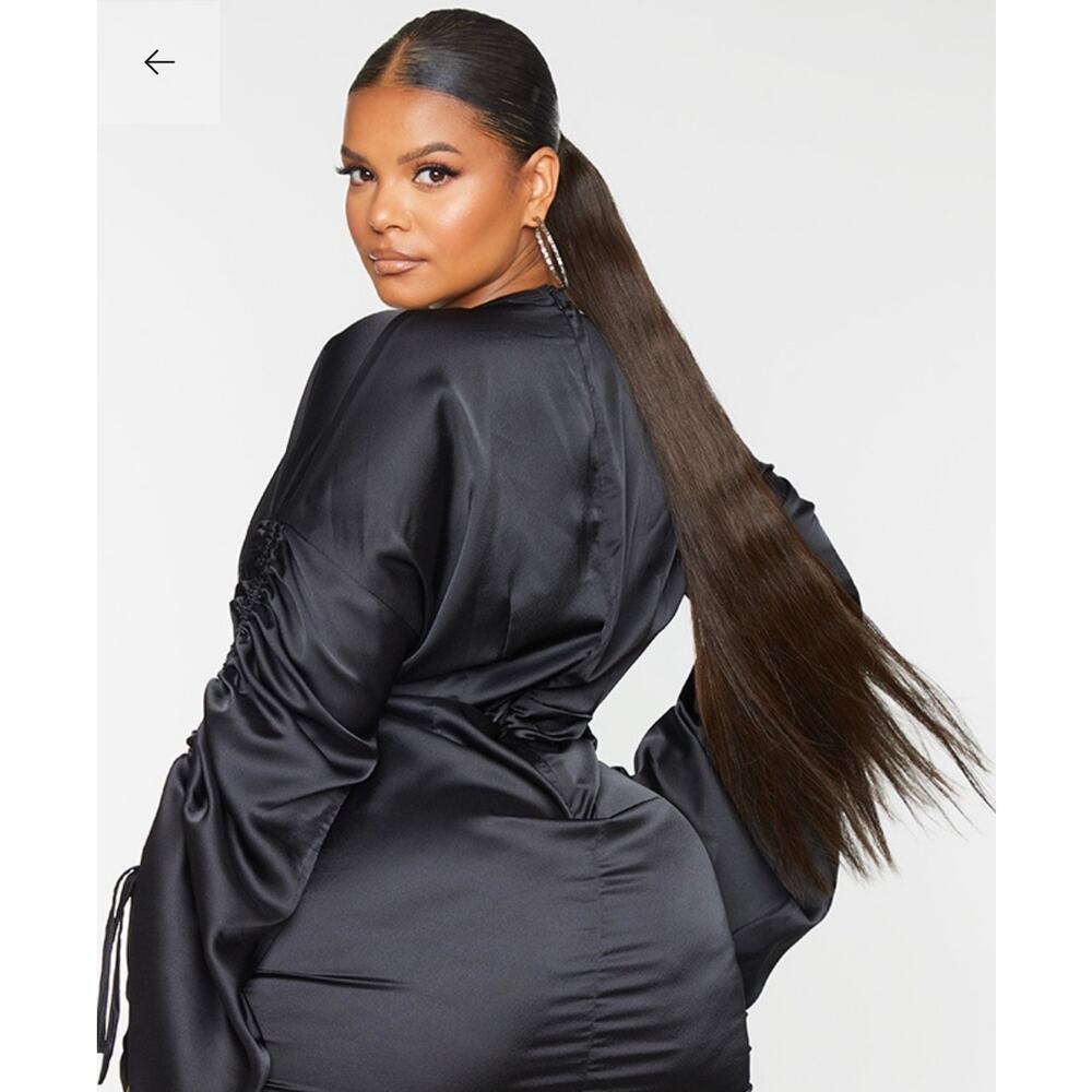 Plus Black Satin Plunge Ruched Dress - Picture 4 of 7